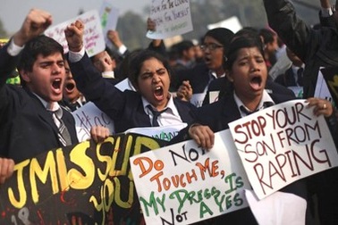 Mỹ trao giải Phụ nữ dũng cảm cho nữ sinh Ấn Độ bị hiếp dâm