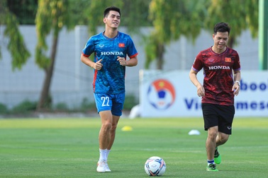 Tiến Linh không tham dự trận đấu giao hữu với Hong Kong, Syria