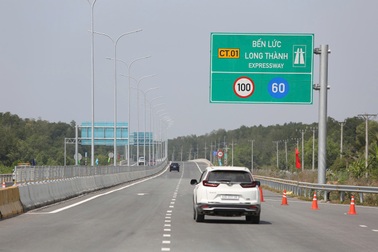Dự kiến khai thác thêm 33km cao tốc Bến Lức - Long Thành dịp 30/4
