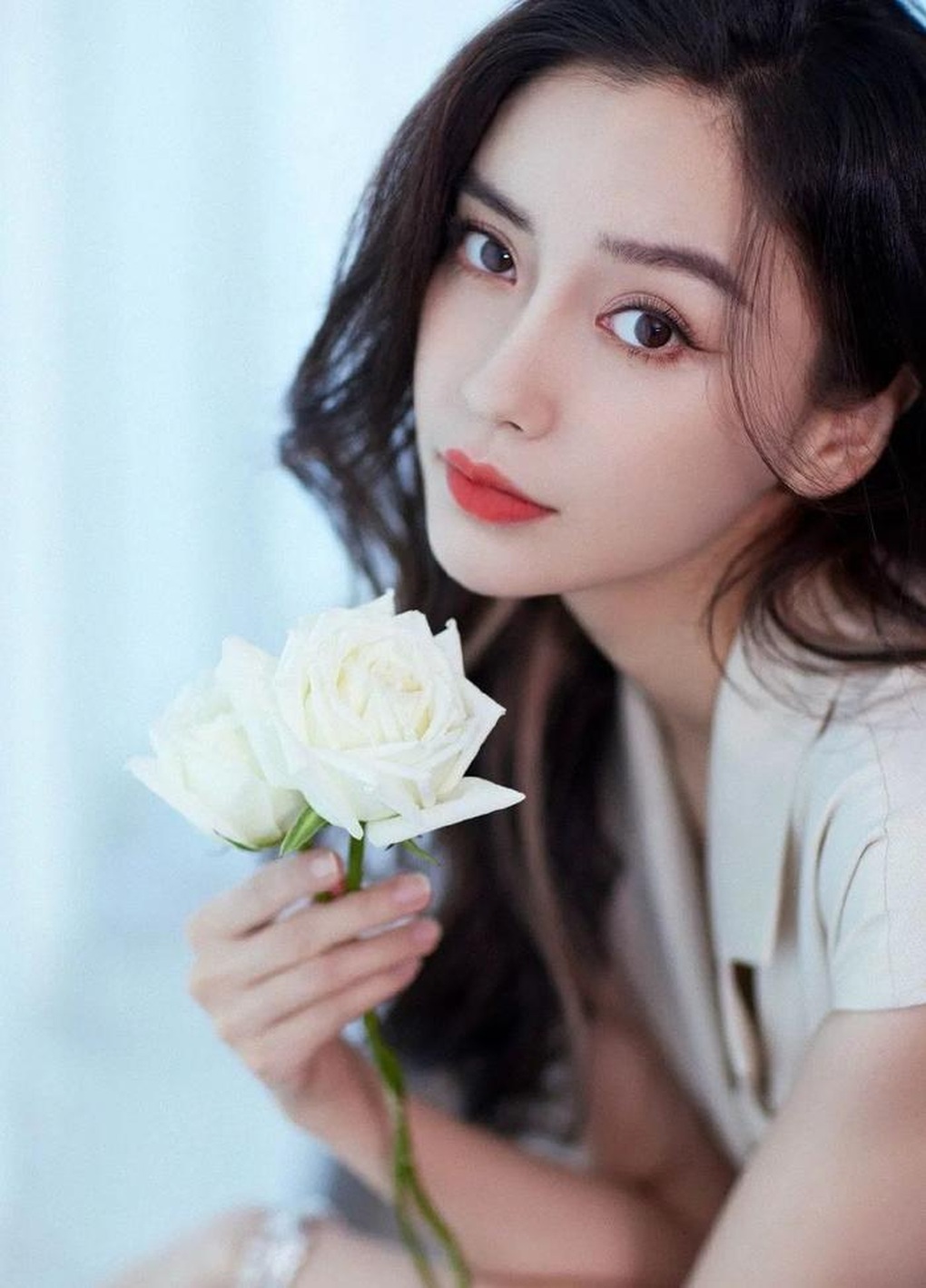 Angelababy lần đầu lên tiếng sau nghi vấn tới câu lạc bộ thoát y - 1 Angelababy lần đầu lên tiếng sau nghi vấn tới câu lạc bộ thoát y - 1