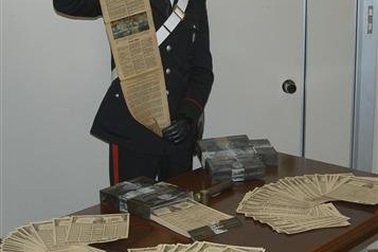 Italia thu giữ lượng lớn trái phiếu Mỹ giả