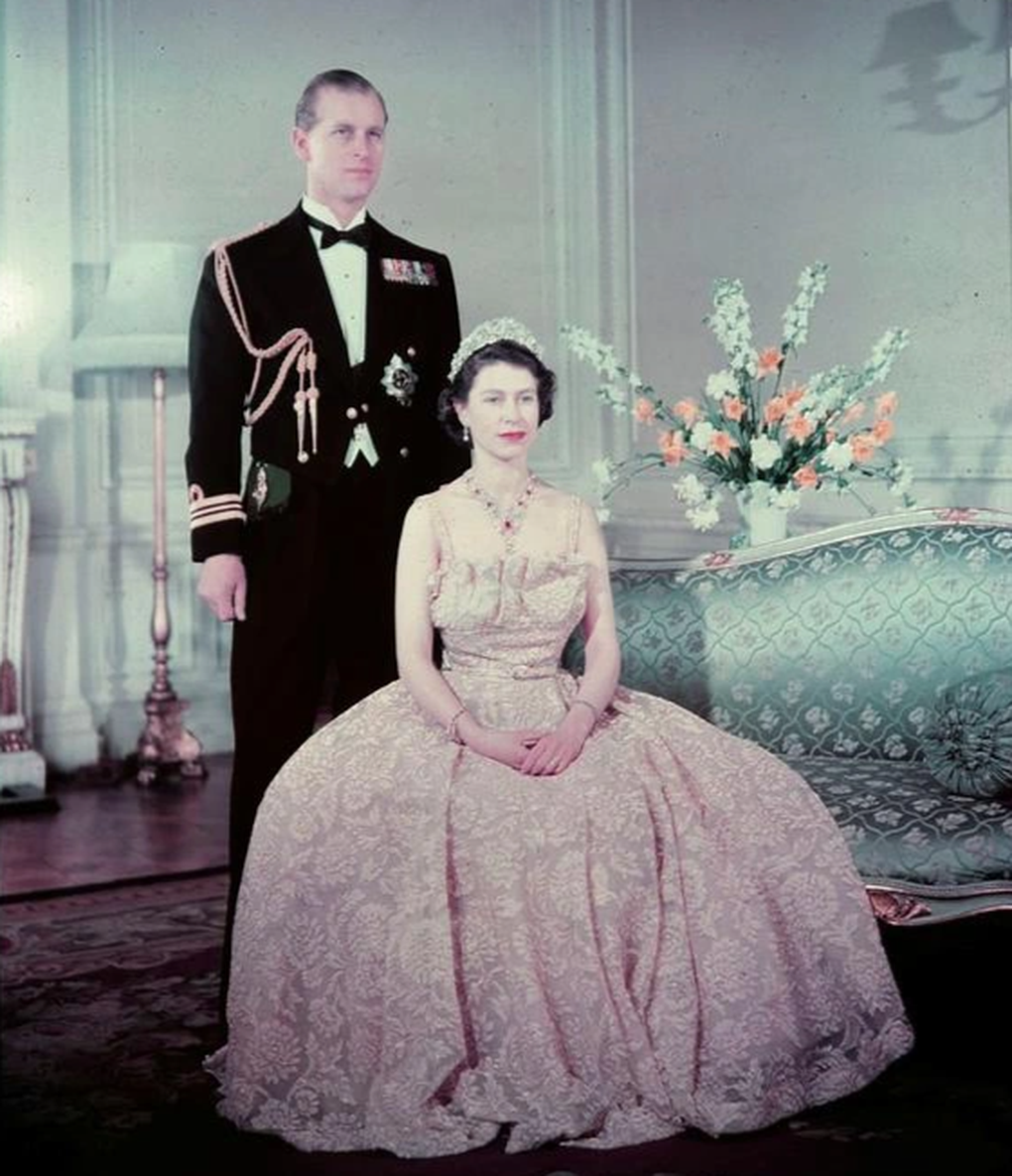 Tình yêu đẹp kéo dài hơn 7 thập niên của Nữ hoàng Anh Elizabeth II - 2 Tình yêu đẹp kéo dài hơn 7 thập niên của Nữ hoàng Anh Elizabeth II - 2