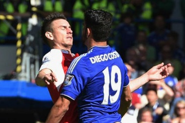 Diego Costa bị treo giò, Gabriel Paulista bất ngờ trắng án