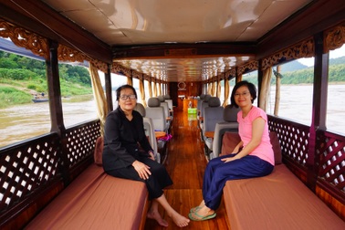 Nhờ sự cố bị cướp, trân quý hơn tình đồng hương ở đất Lào