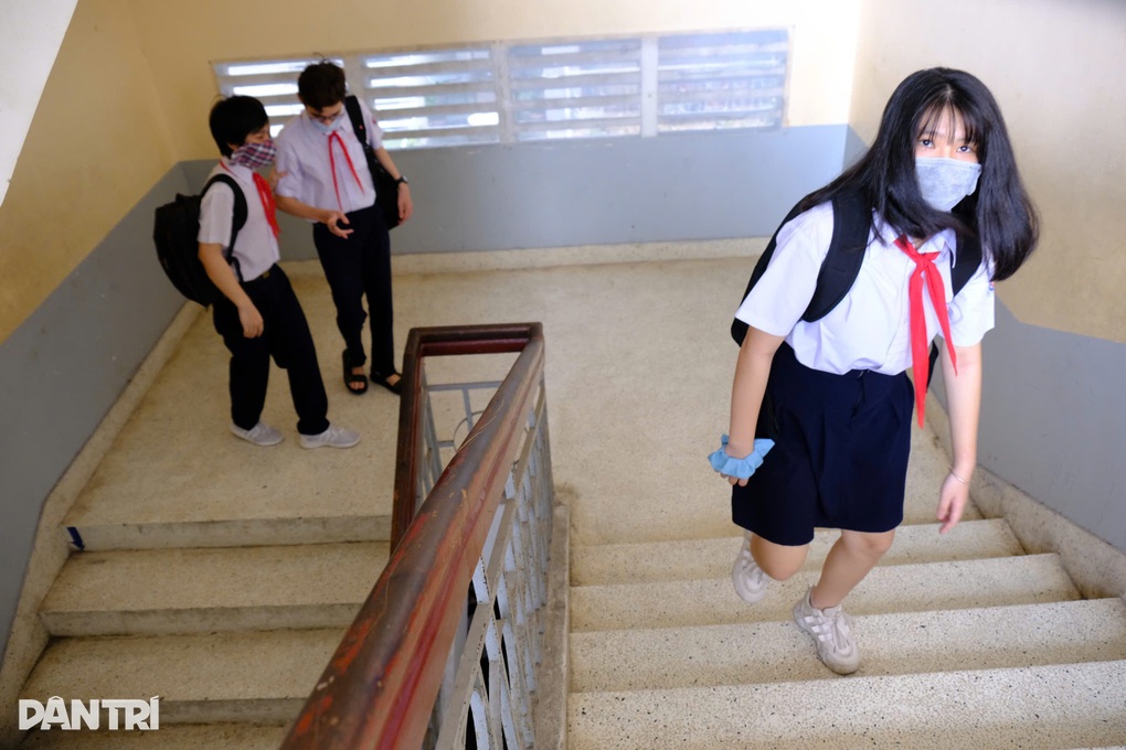 Nhiều bà mẹ vào viện cầu cứu bác sĩ vì... con sắp đi thi - 2