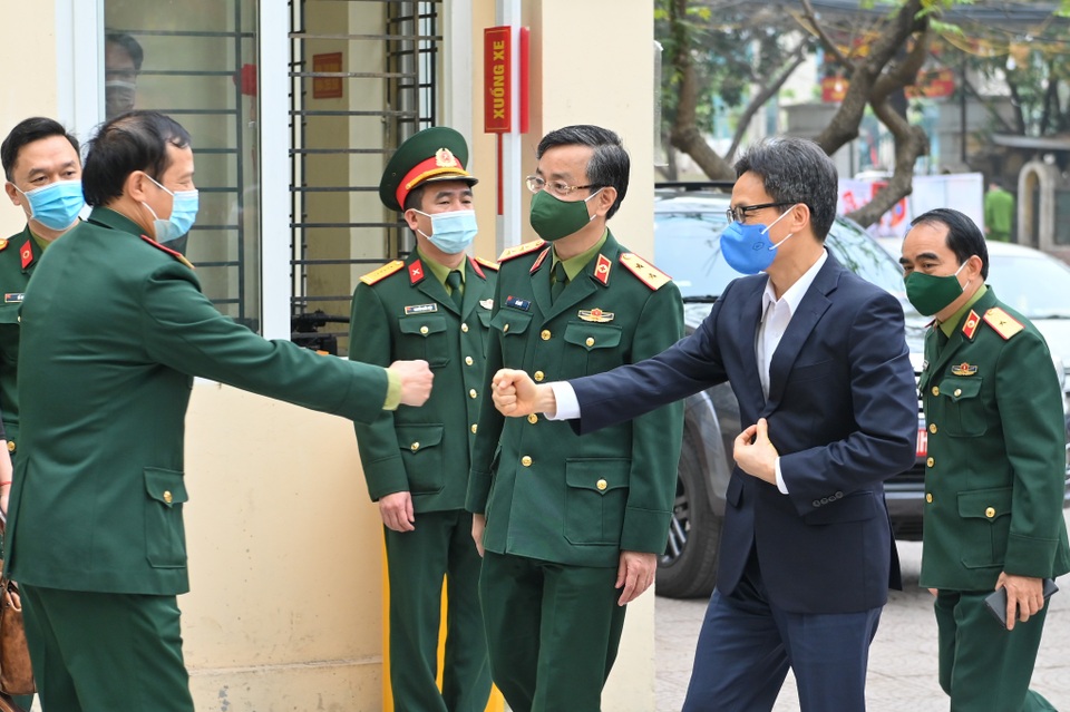 Phó Thủ tướng Vũ Đức Đam: Nghiên cứu vắc xin Covid-19 phải bước thật nhanh - 1 Phó Thủ tướng Vũ Đức Đam: Nghiên cứu vắc xin Covid-19 phải bước thật nhanh - 1