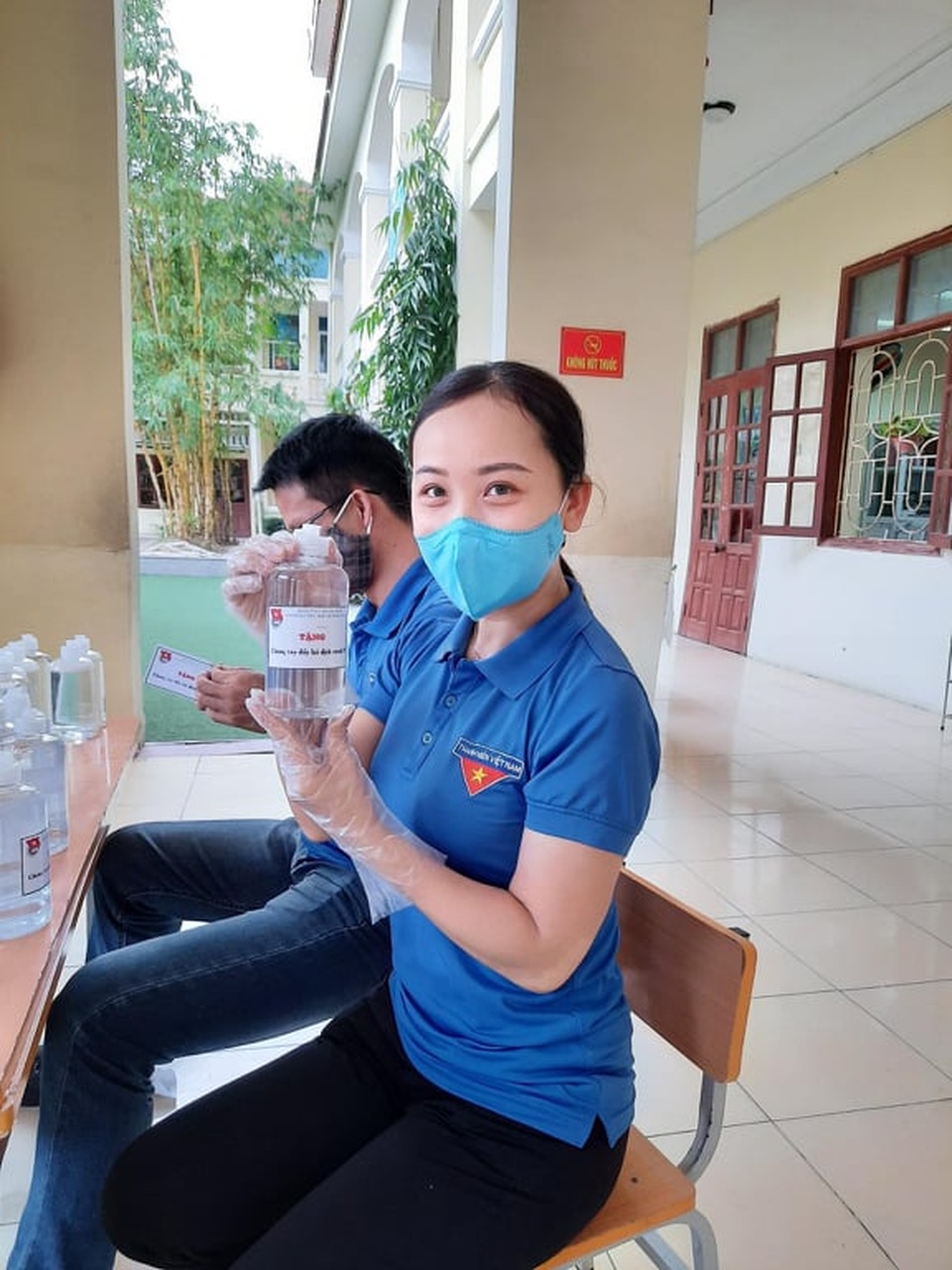Cô giáo Tiểu học viết đơn tình nguyện tham gia phòng, chống dịch Covid-19 - 4 Cô giáo Tiểu học viết đơn tình nguyện tham gia phòng, chống dịch Covid-19 - 4