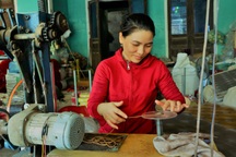 Bỏ nghề cầu đường, chàng kỹ sư kiếm tiền tỷ từ sản xuất hương trầm