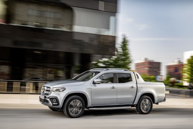 Mercedes khẳng định không làm phiên bản AMG cho xe bán tải X-Class