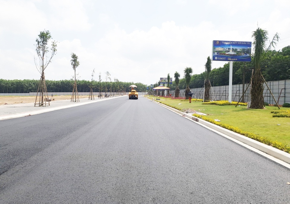Century City tăng sức nóng trước lễ công bố chính thức - 2 Century City tăng sức nóng trước lễ công bố chính thức - 2