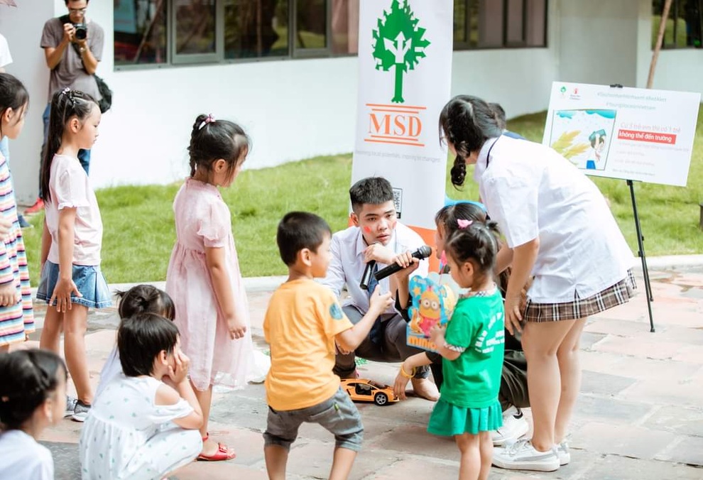 Sinh viên xuất sắc Nguyễn Bá Khải: Tuổi trẻ là cống hiến, tạo ra hạnh phúc - 8 Sinh viên xuất sắc Nguyễn Bá Khải: Tuổi trẻ là cống hiến, tạo ra hạnh phúc - 8