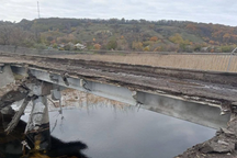 Nga đánh sập cầu, ngăn đà phản công của quân đội Ukraine