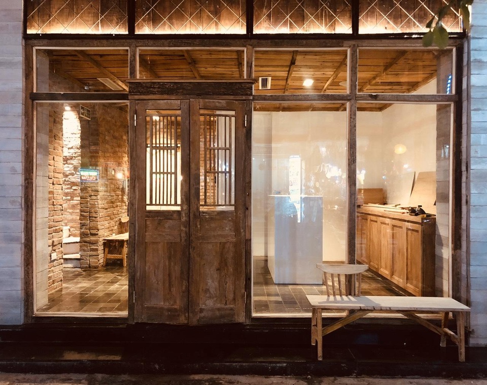 Ngôi nhà tổ kén làm từ vật liệu bỏ đi độc đáo giữa phố cổ Hà Nội - 4 Ngôi nhà tổ kén làm từ vật liệu bỏ đi độc đáo giữa phố cổ Hà Nội - 4
