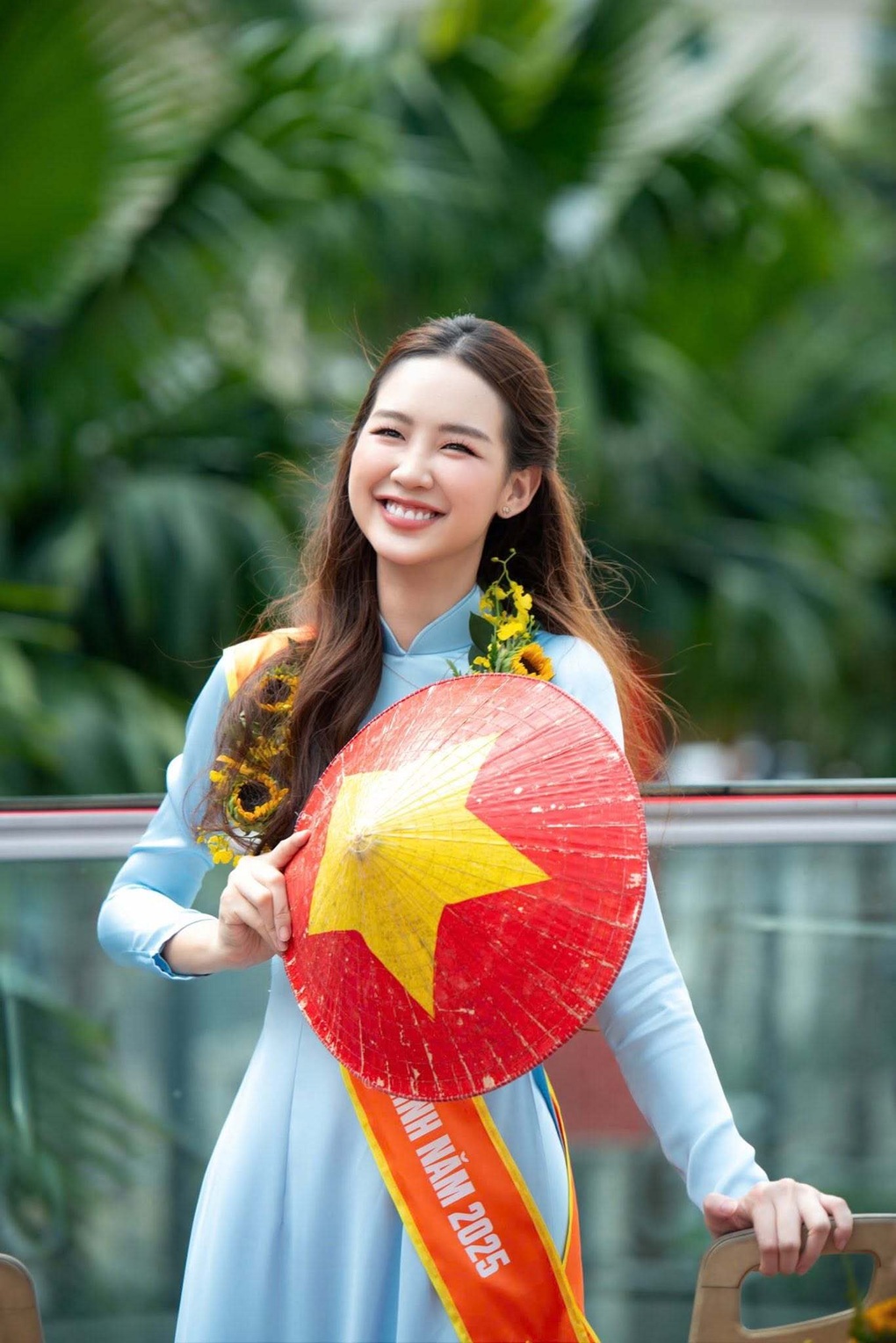 Hoa hậu Bảo Ngọc xin lỗi, nói rõ sự cố AI trong thư trúng tuyển thạc sĩ - 1