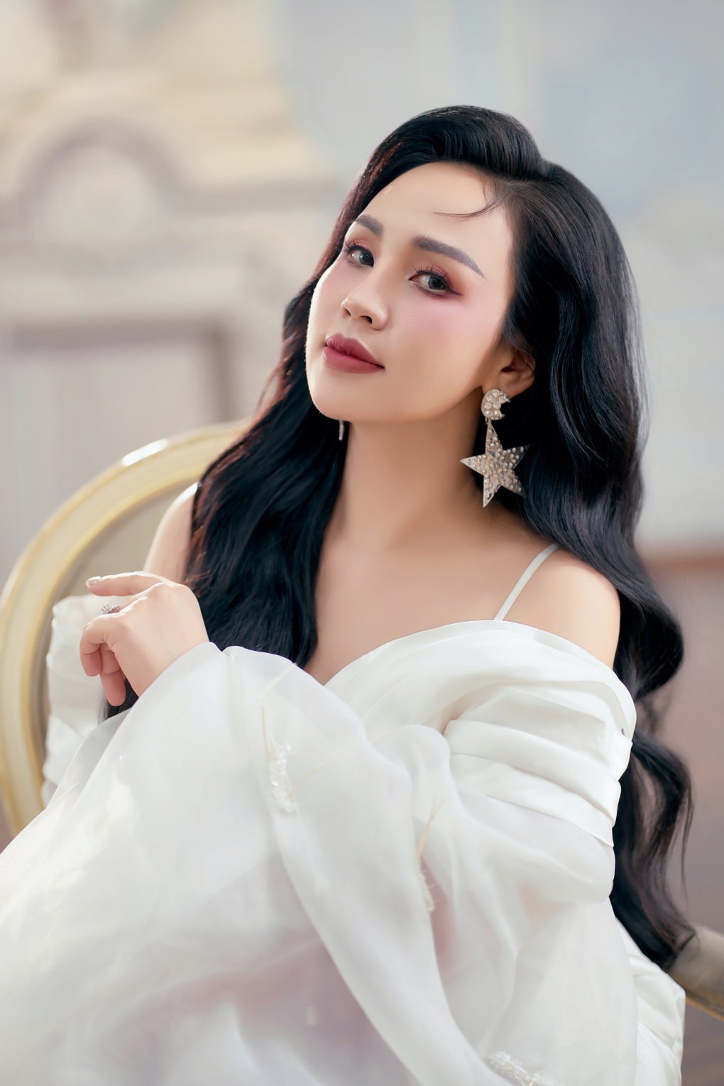 Sao Mai Khánh Ly hát nồng nàn ca khúc mang tên mình - 1 Sao Mai Khánh Ly hát nồng nàn ca khúc mang tên mình - 1