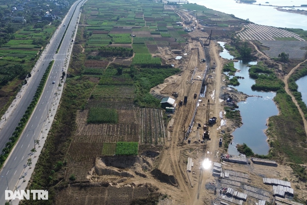 Quảng Ngãi tìm cách gỡ khó nhằm tiêu hết tiền bố trí cho các dự án - 1 Quảng Ngãi tìm cách gỡ khó nhằm tiêu hết tiền bố trí cho các dự án - 1