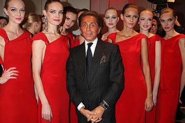 Hoàng gia Qatar thâu tóm hãng thời trang hạng sang Italia