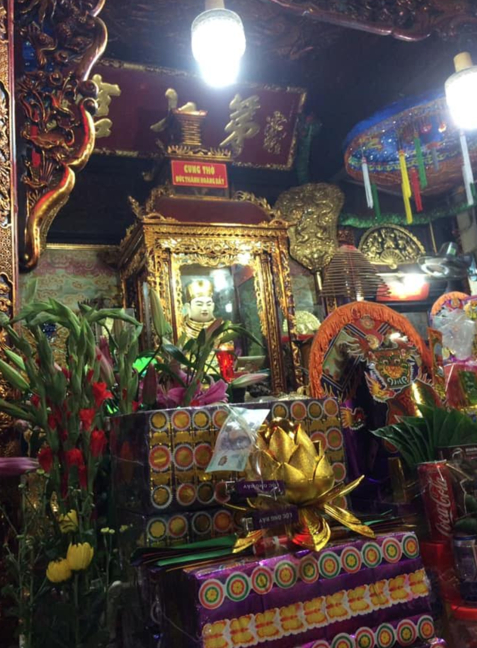 Cấm khách lễ đền Bảo Hà đưa hàng mã tẩm thuốc phiện vào đồ cúng nhà đền - 3 Cấm khách lễ đền Bảo Hà đưa hàng mã tẩm thuốc phiện vào đồ cúng nhà đền - 3