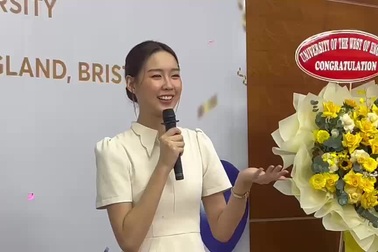 Hoa hậu Lê Nguyễn Bảo Ngọc chia sẻ bằng tiếng Anh về hành trình học tập