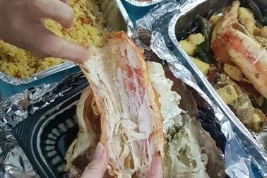 Nghiến răng chi 3,5 triệu đồng mua cua hoàng đế, nhận về teo tóp như... xác khô