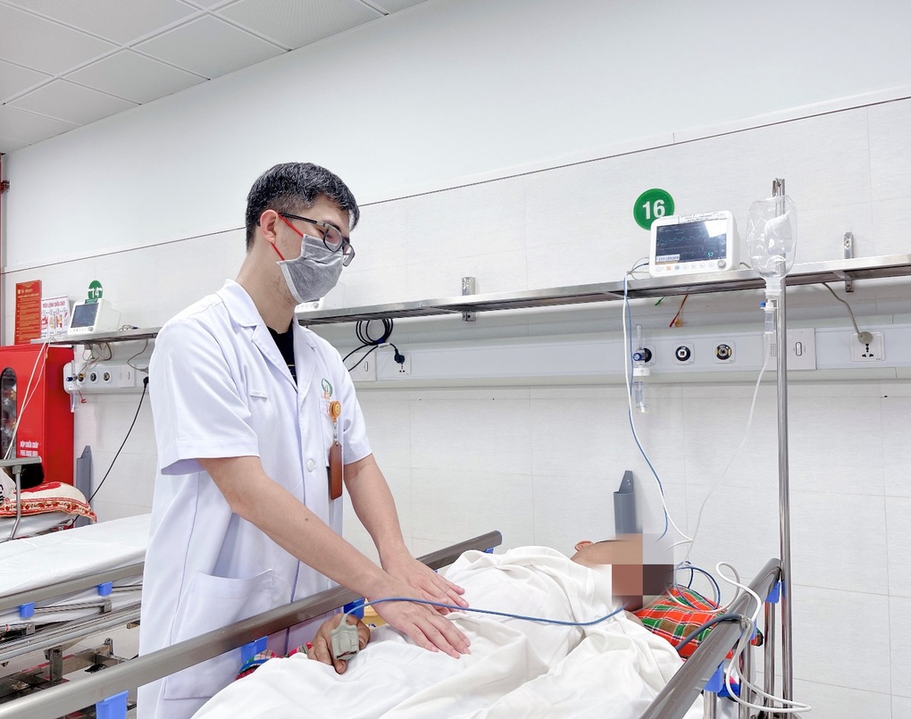 Nam thanh niên tự nhét cốc vào hậu môn, kẹt sâu phải mổ cấp cứu - 1 Nam thanh niên tự nhét cốc vào hậu môn, kẹt sâu phải mổ cấp cứu - 1