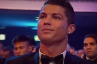 Hai mặt cảm xúc của C.Ronaldo trong ngày trao QBV FIFA 2012
