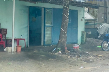 Nổ súng hoa cải bắn 2 người trong phòng trọ ở Tuyên Quang