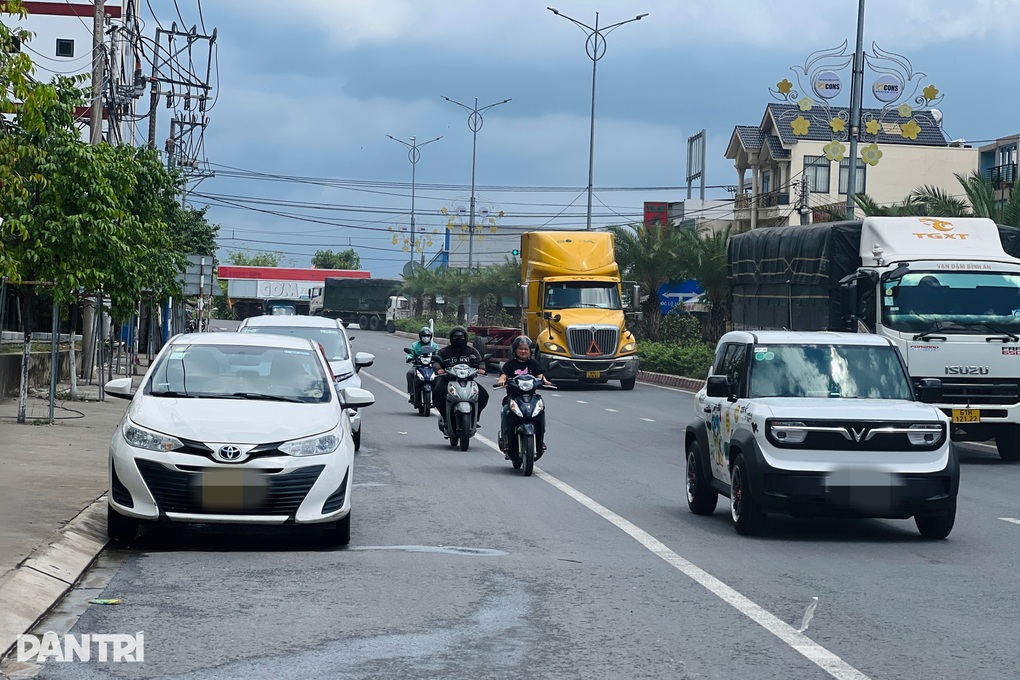 TPHCM đánh giá lại giao thông trên tuyến đường mà Dân trí phản ánh - 1