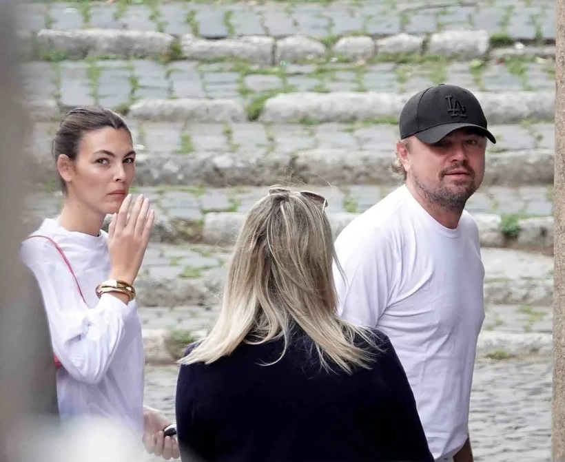 Người mẫu 27 tuổi phá vỡ “luật ngầm tình yêu” của Leonardo DiCaprio - 2 Người mẫu 27 tuổi phá vỡ “luật ngầm tình yêu” của Leonardo DiCaprio - 2