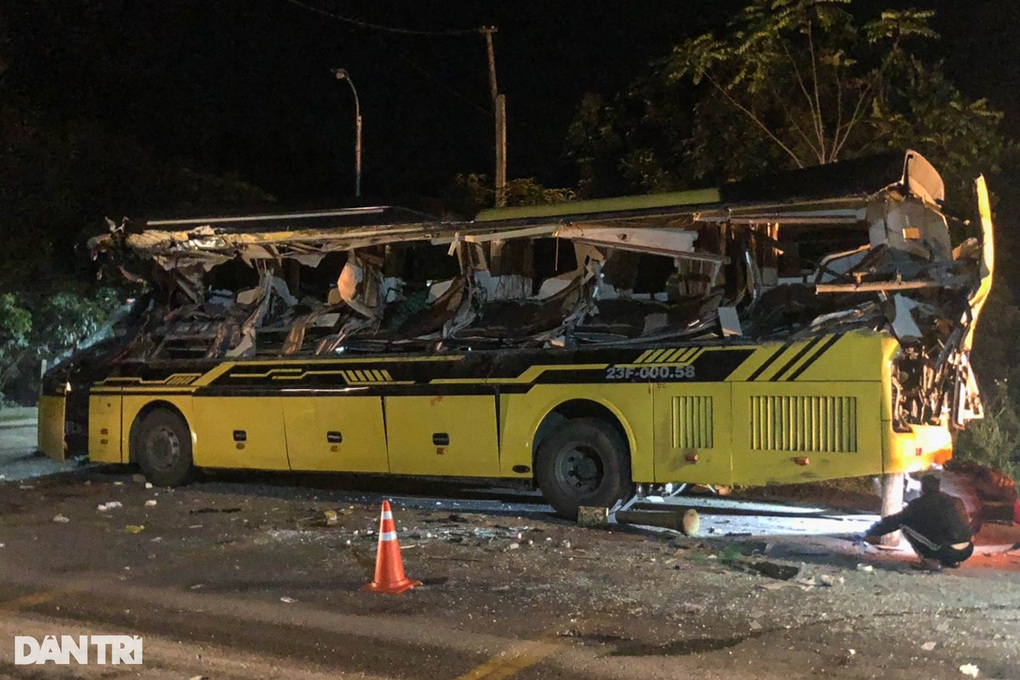 Vụ tai nạn 5 người chết ở Tuyên Quang: Cảnh sát triệu tập tài xế container - 2