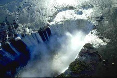 Choáng ngợp trước sự hùng vĩ của Họng Ác Quỷ