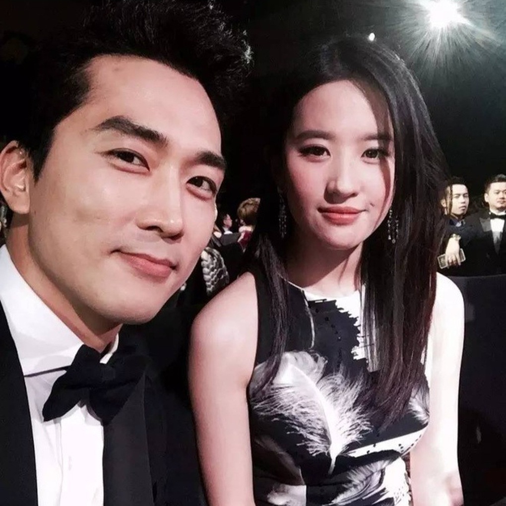 Tài tử Trái tim mùa thu Song Seung Heon đến Hà Nội - 3 Tài tử Trái tim mùa thu Song Seung Heon đến Hà Nội - 3