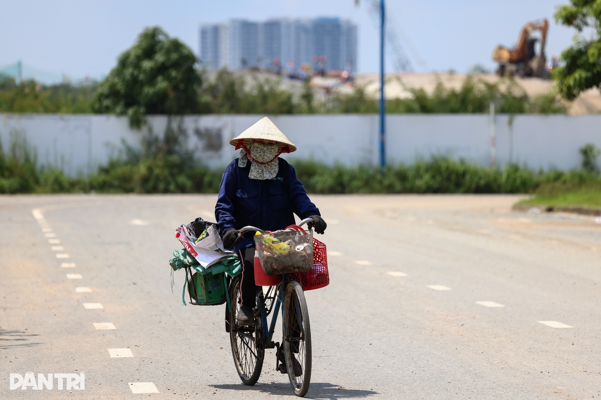 Tuyến đường kết nối khu Đông TPHCM thành hình sau 8 tháng thi công - 10 Tuyến đường kết nối khu Đông TPHCM thành hình sau 8 tháng thi công - 10