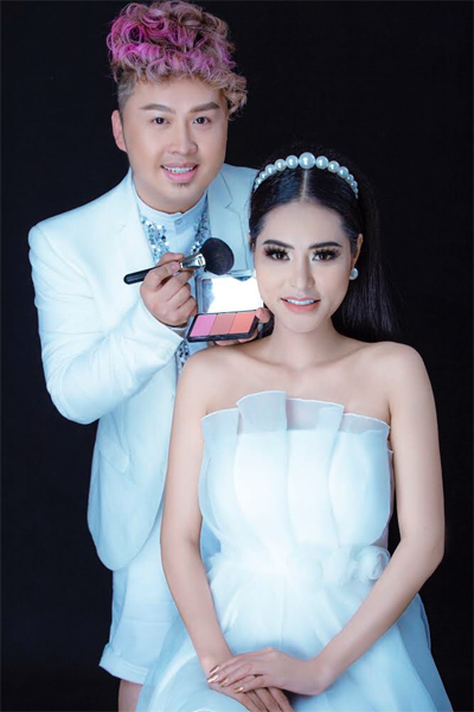 Chuyên gia make up làm tóc Ben Trần: ‘Sáng tạo, nhạy bén, auto đẹp!’ - 3 Chuyên gia make up làm tóc Ben Trần: ‘Sáng tạo, nhạy bén, auto đẹp!’ - 3