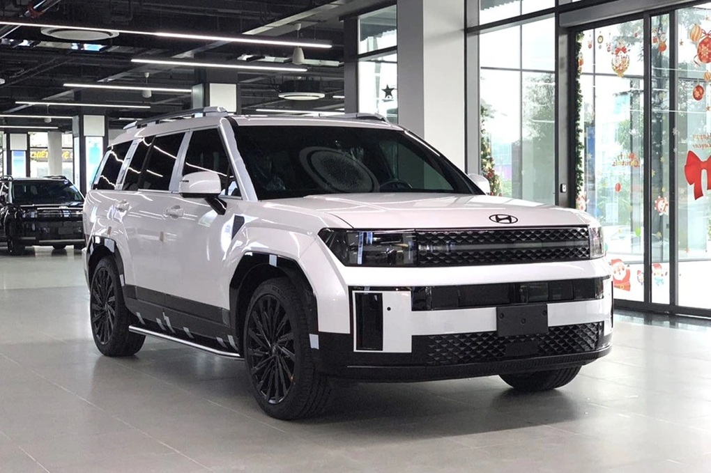 Santa Fe bứt phá trong tháng 7, bán vượt Fortuner nhưng vẫn thua Everest - 2 Santa Fe bứt phá trong tháng 7, bán vượt Fortuner nhưng vẫn thua Everest - 2