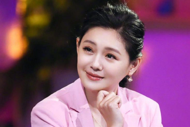 Hé lộ ảnh cưới hiếm hoi của Từ Hy Viên và chồng mới