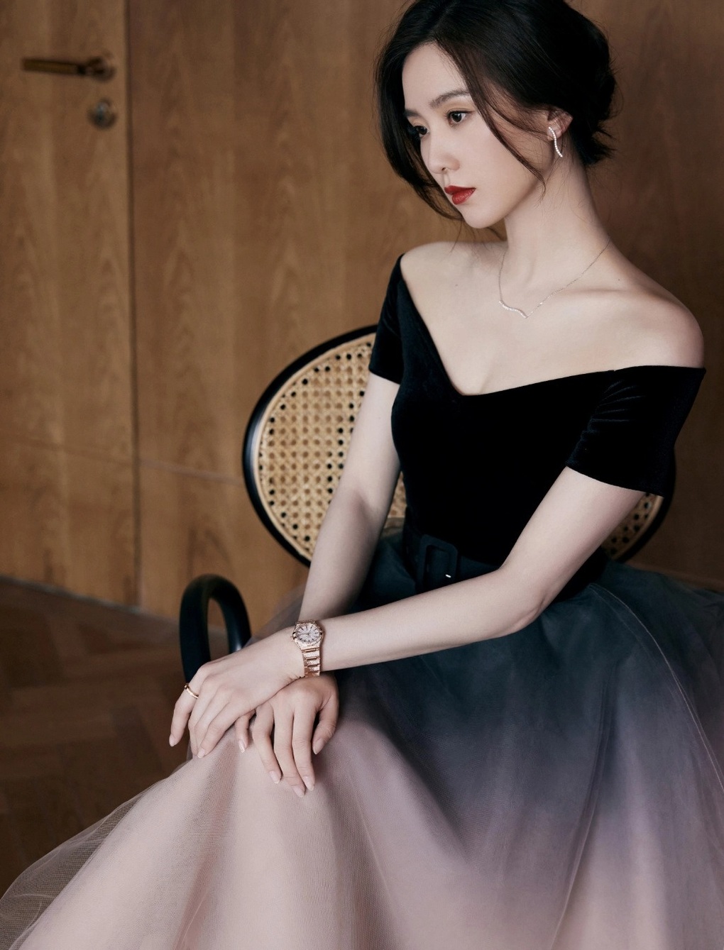 Đọ vẻ gợi cảm của 3 mỹ nhân tuổi Mão nổi nhất Hoa ngữ - 6