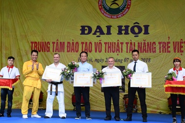 Đại hội võ thuật lần thứ nhất thành công rực rỡ