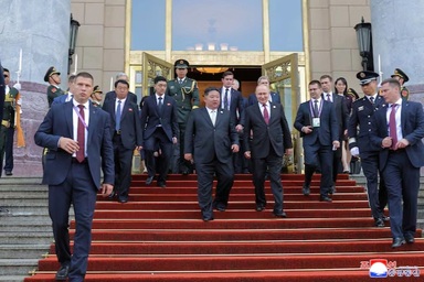 Nhà lãnh đạo Triều Tiên cam kết "luôn sát cánh cùng Nga"