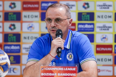 HLV Hà Nội FC không e ngại đối thủ từng 3 lần vô địch châu Á