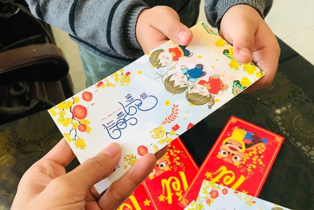 Trăn trở về sự vô tư trong những phong bao lì xì ngày Tết - 1 Trăn trở về sự vô tư trong những phong bao lì xì ngày Tết - 1