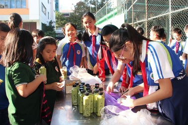 Học sinh Hà Nội học cách “tư duy tài chính” để làm từ thiện