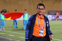 Hòa đội bóng của HLV Huỳnh Đức, Hoàng Anh Gia Lai xếp cuối bảng V-League