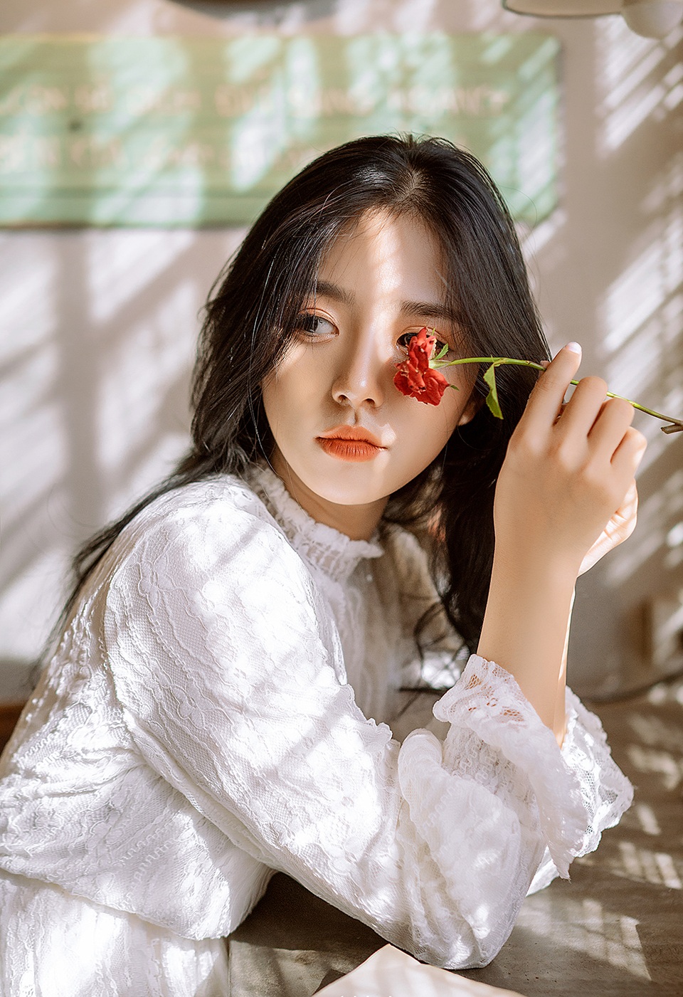 Hot girl trường Kinh tế quốc dân sở hữu gương mặt đẹp không góc chết - 9 Hot girl trường Kinh tế quốc dân sở hữu gương mặt đẹp không góc chết - 9