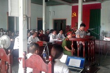 Nghi án tài xế cố tình cán chết nam sinh: Có vi phạm tố tụng, bỏ lọt tội danh?