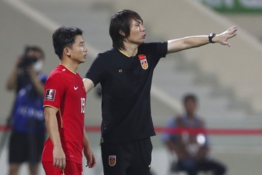 HLV Li Tie: "Đội tuyển Trung Quốc may mắn chiến thắng"