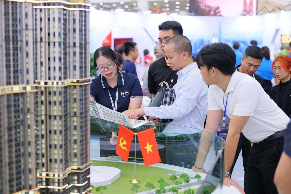 Khám phá MIK Group tại triển lãm Thành tựu đất nước - 3 Khám phá MIK Group tại triển lãm Thành tựu đất nước - 3