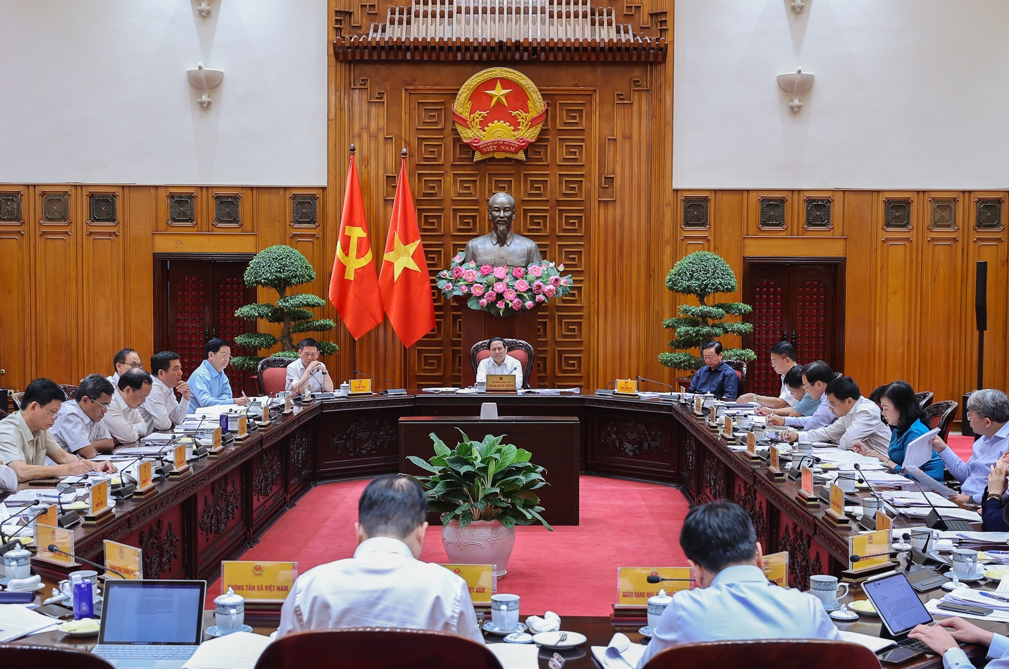 Gần 11.000 tỷ đồng tặng quà cho toàn dân dịp Quốc khánh - 1