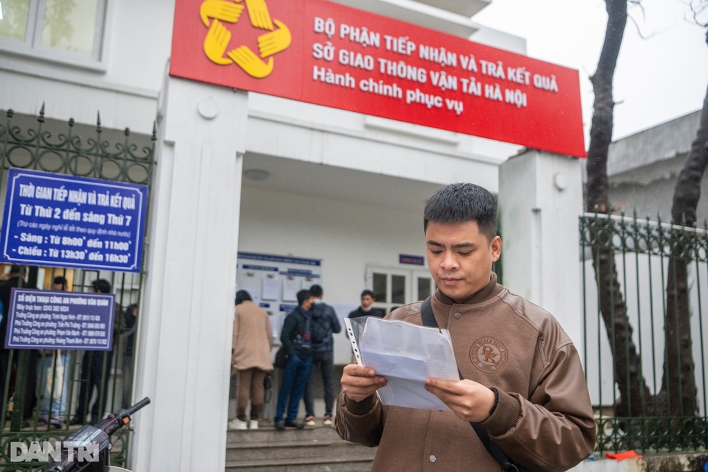 Cục CSGT: Việc tiếp nhận hồ sơ cấp, đổi GPLX vẫn diễn ra bình thường - 1 Cục CSGT: Việc tiếp nhận hồ sơ cấp, đổi GPLX vẫn diễn ra bình thường - 1