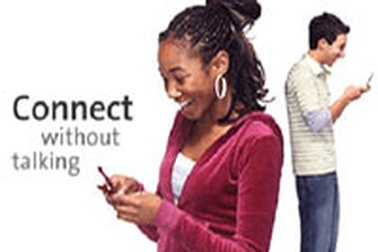 "Đạo diễn" phim truyền hình bằng... tin nhắn SMS